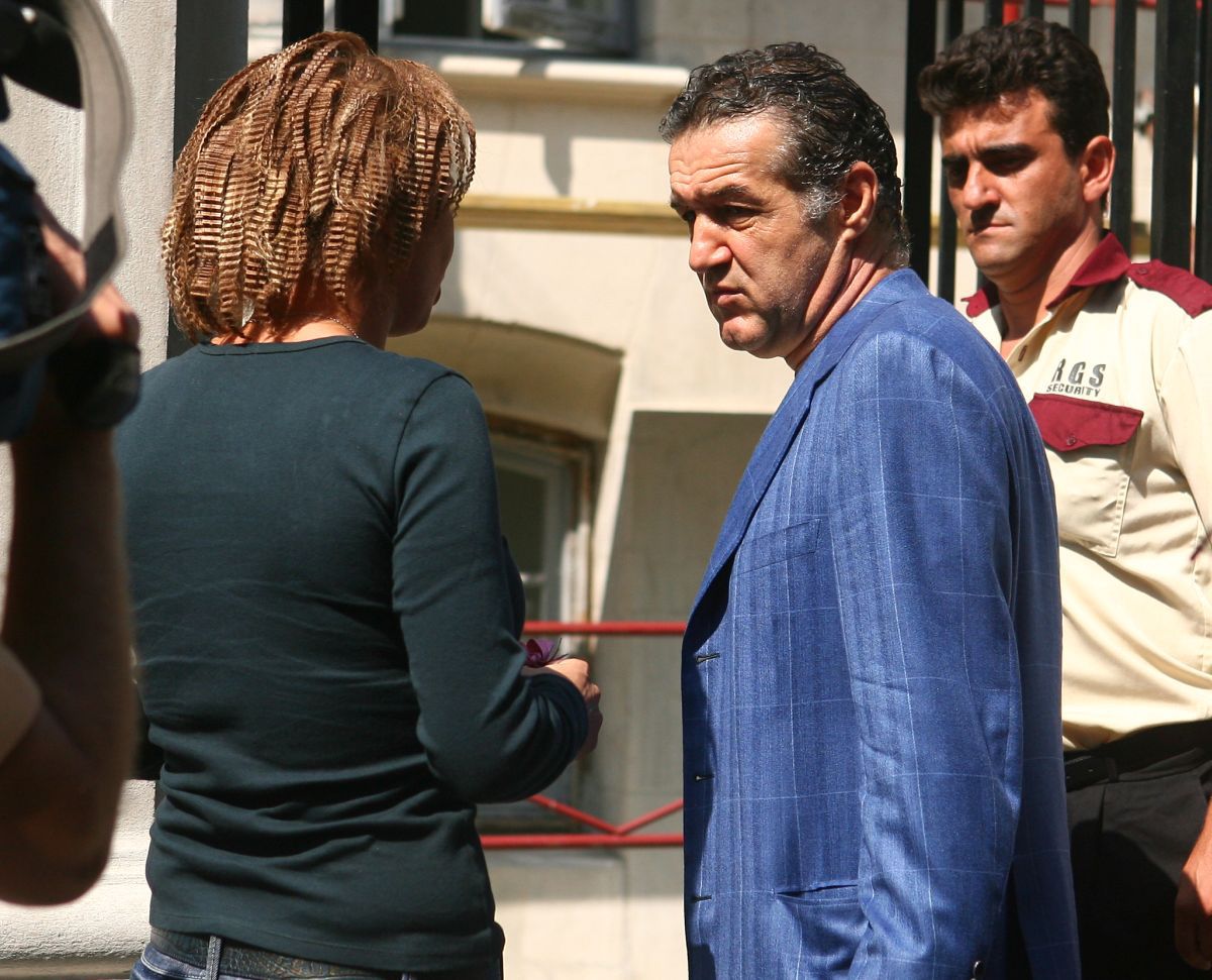 Gigi Becali dă cărțile pe față despre relația cu Anamaria Prodan și Reghecampf: „Era singura femeie care călca la Palat. Dar a stricat tot”