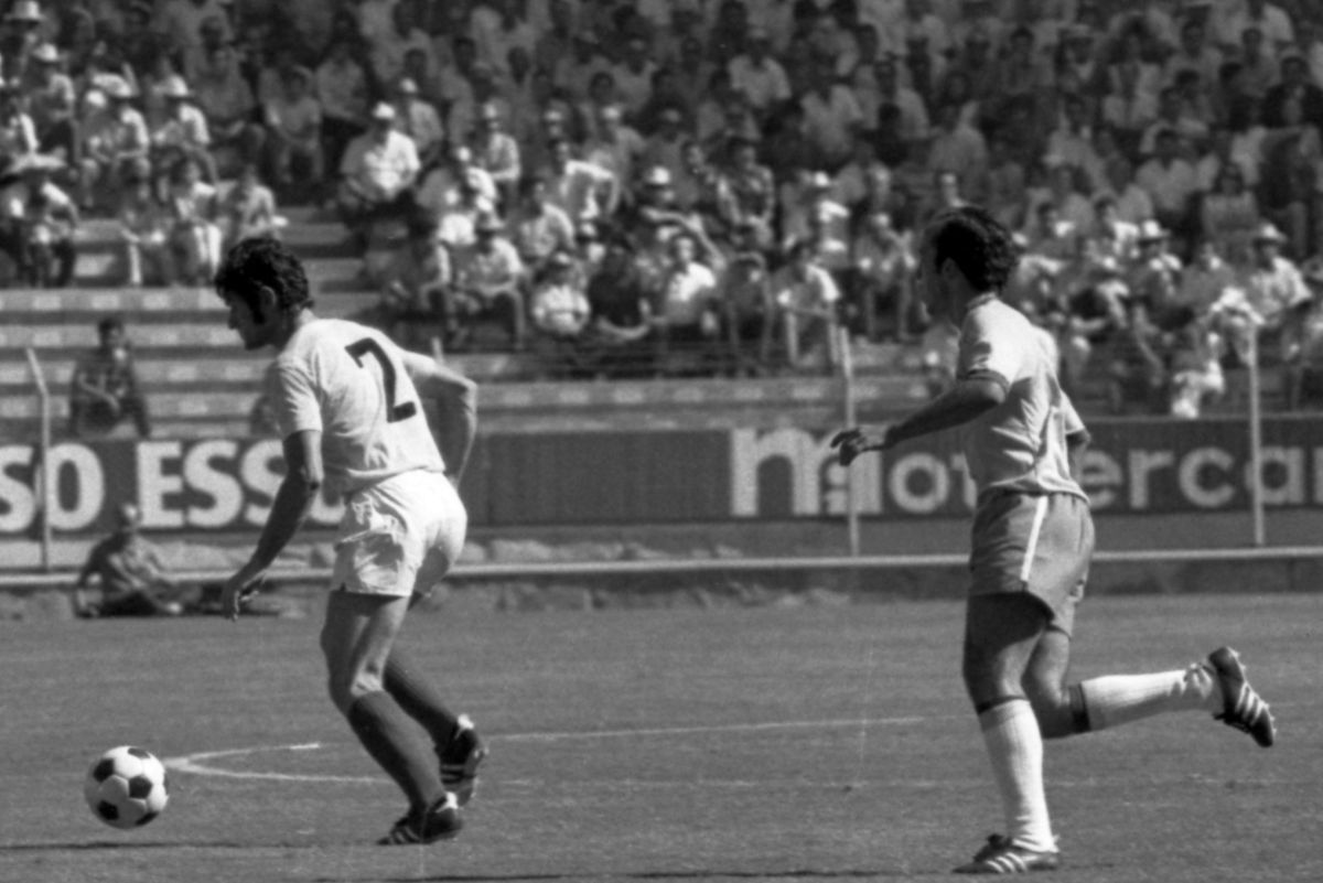 Lajos Sătmăreanu a murit la 81 de ani » GSP republică un interviu de colecție cu legenda Stelei: românul care era la nivelul lui Cruyff și fotbalul de azi: „O nebunie! Unde se va ajunge?!”