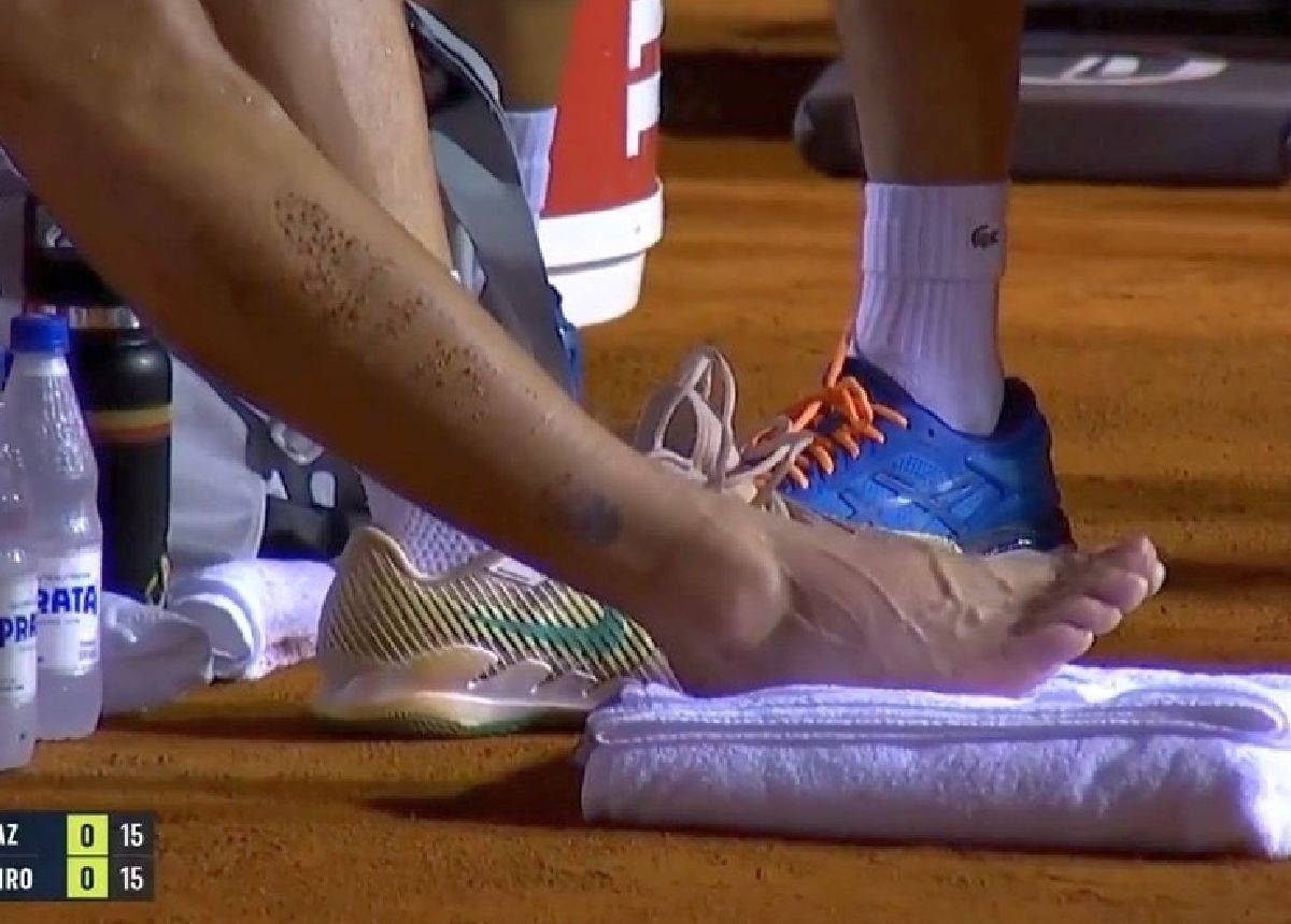 Abandon și imagini greu de privit » Carlos Alcaraz, accidentare urâtă la Rio de Janeiro! S-a retras după doar două game-uri și riscă să rateze următoarele turnee