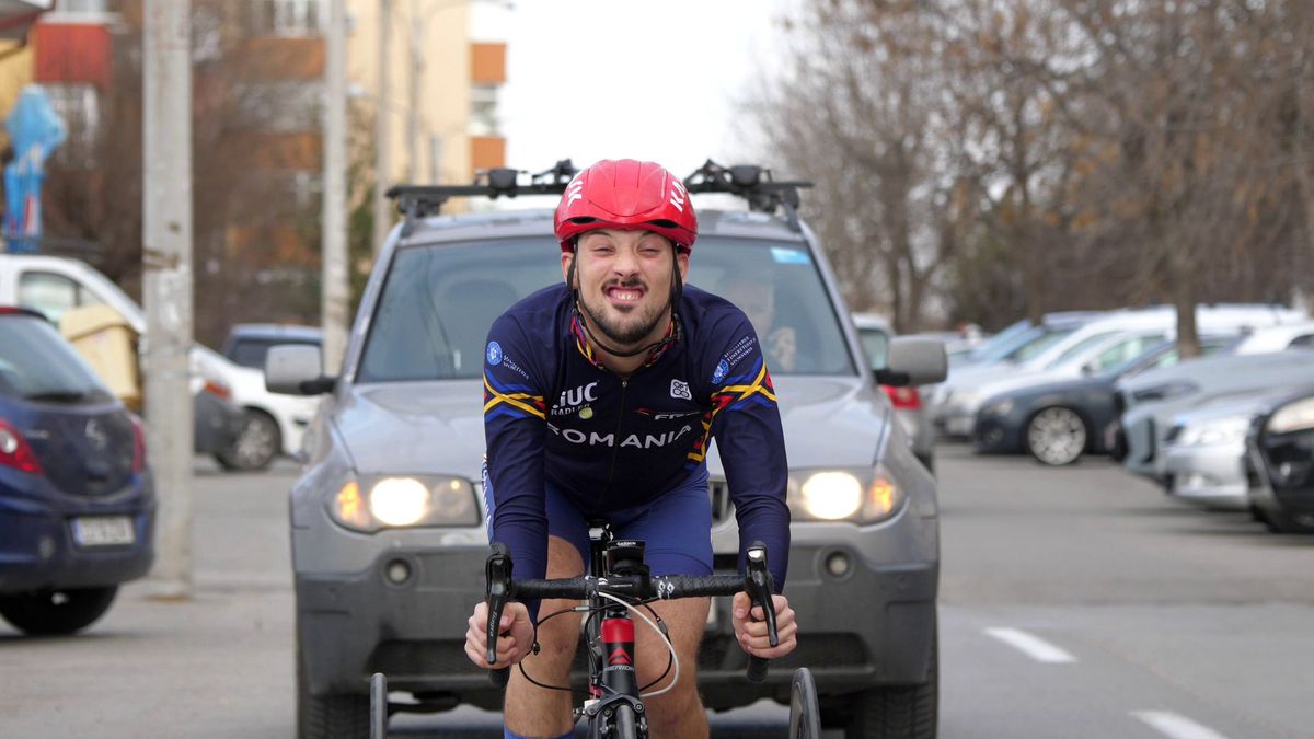 Povestea impresionantă a ciclistului paralimpic Theodor Matican » Un om cu handicap sever, pentru care imposibilul nu există: „Vreau să fiu campion olimpic!”