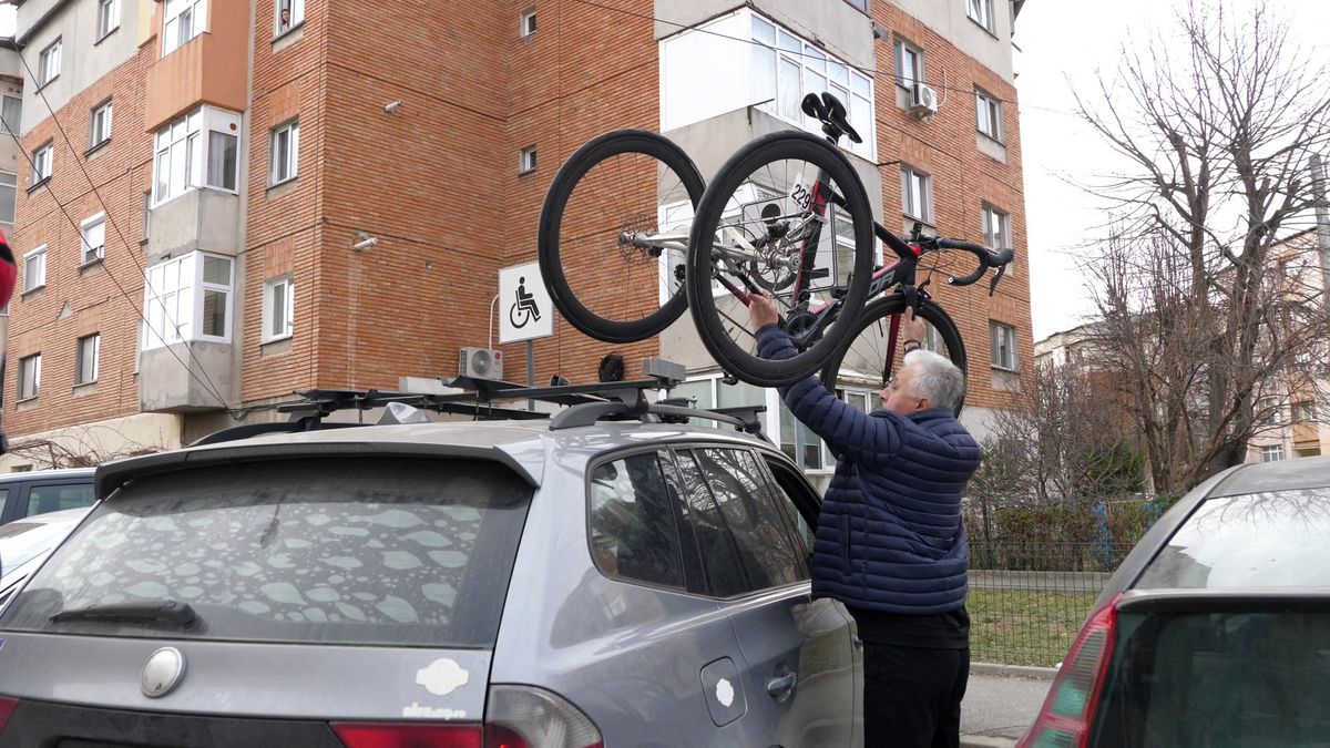 Povestea impresionantă a ciclistului paralimpic Theodor Matican » Un om cu handicap sever, pentru care imposibilul nu există: „Vreau să fiu campion olimpic!”