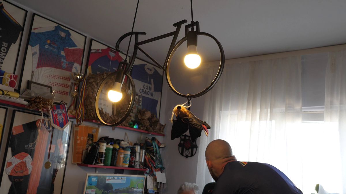 Povestea impresionantă a ciclistului paralimpic Theodor Matican » Un om cu handicap sever, pentru care imposibilul nu există: „Vreau să fiu campion olimpic!”