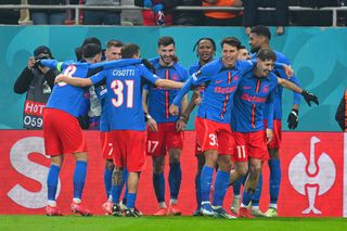 Se pun în vânzare biletele pentru „optimea” FCSB - Lyon! Tichetele sunt mai scumpe decât în duelul cu PAOK