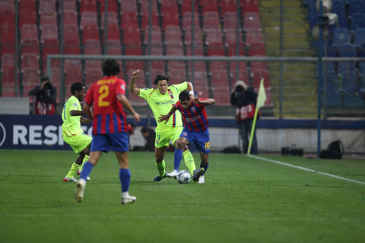 Imagini de arhivă de la duelurile dintre FCSB și Lyon