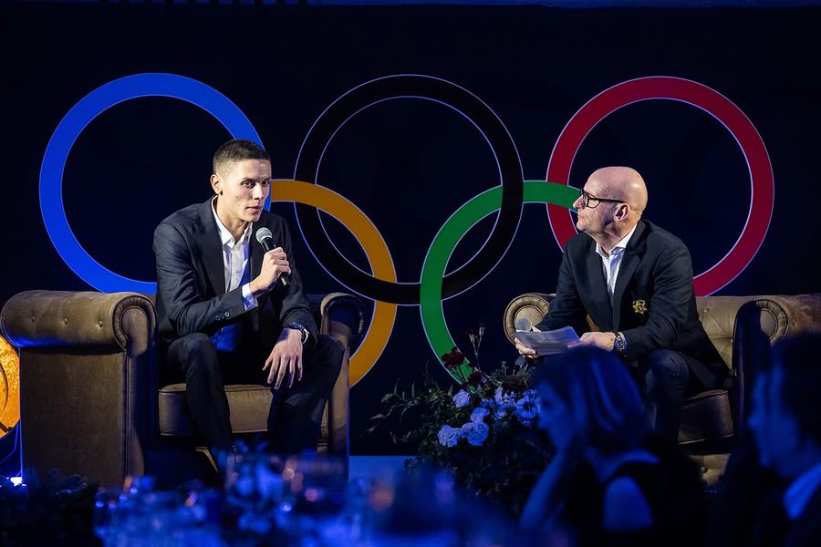 David Popovici la gala caritabilă FOTO Éric Mathon / Palais princier David Popovici a fost prezent la un dineu caritabil organizat de Familia Regală din Monaco