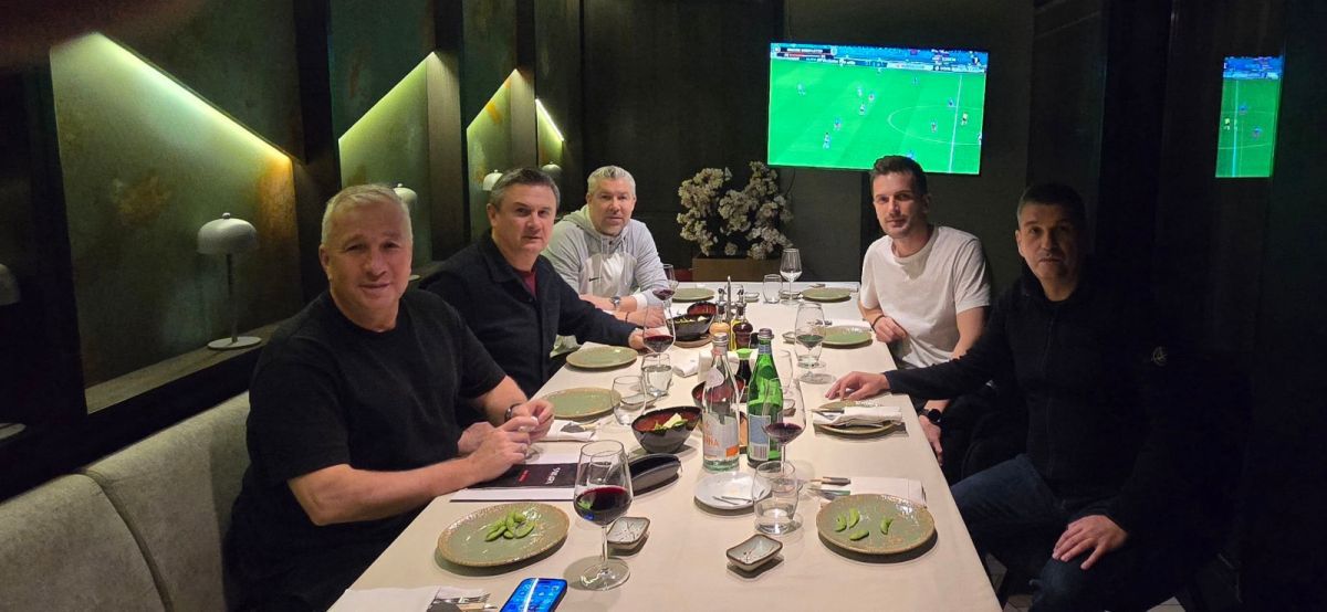 Imaginea serii venită de la Cluj-Napoca, în timpul meciului FCSB - PAOK: ce făceau adversarii de la CFR Cluj