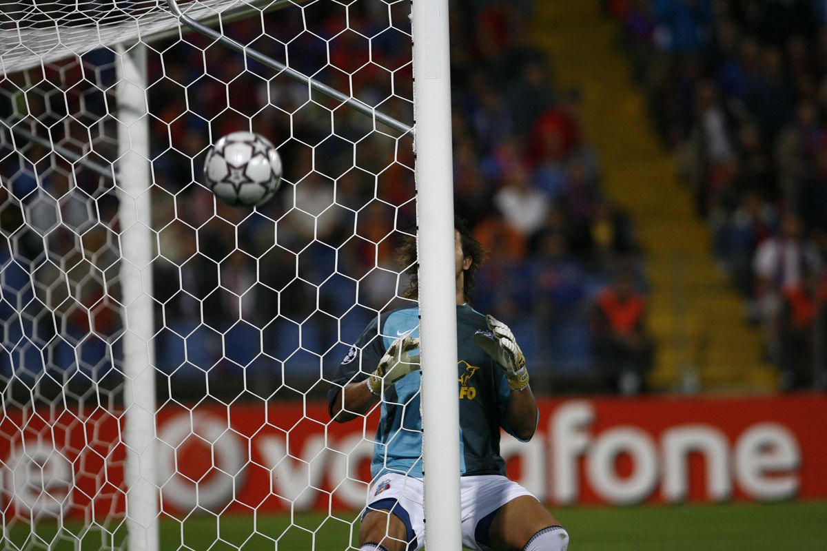 Imagini de arhivă de la duelurile dintre FCSB și Lyon