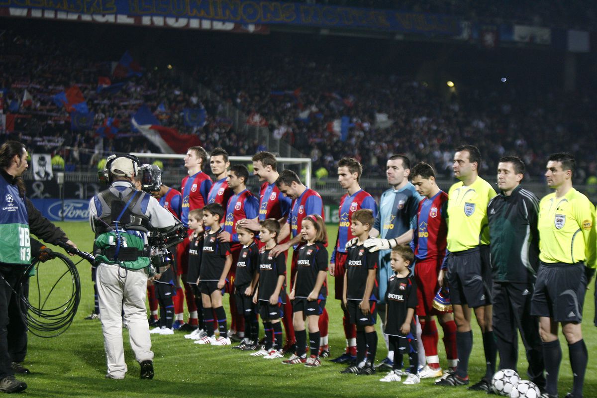 Benzema, Lloris, Juninho vs. Rădoi, Nicoliță, Dayro Moreno » Imagini de colecție: cum arătau FCSB și Lyon la precedentele 4 dueluri