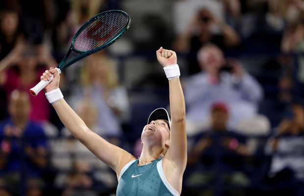 Tenisul feminin chiar are un nou superstar în 2025! După Swiatek, a bătut-o și pe Rybakina și e în finală la Dubai