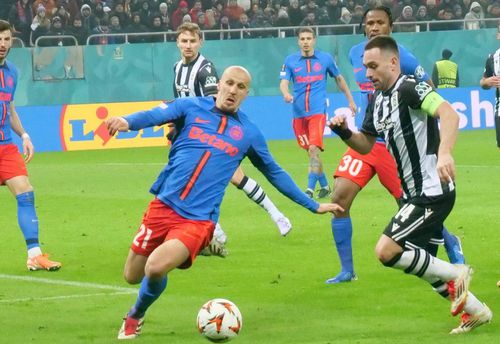Vlad Chiricheș, evoluție de senzație în FCSB - PAOK 2-0. Foto: Ionuț Iordache, GSP