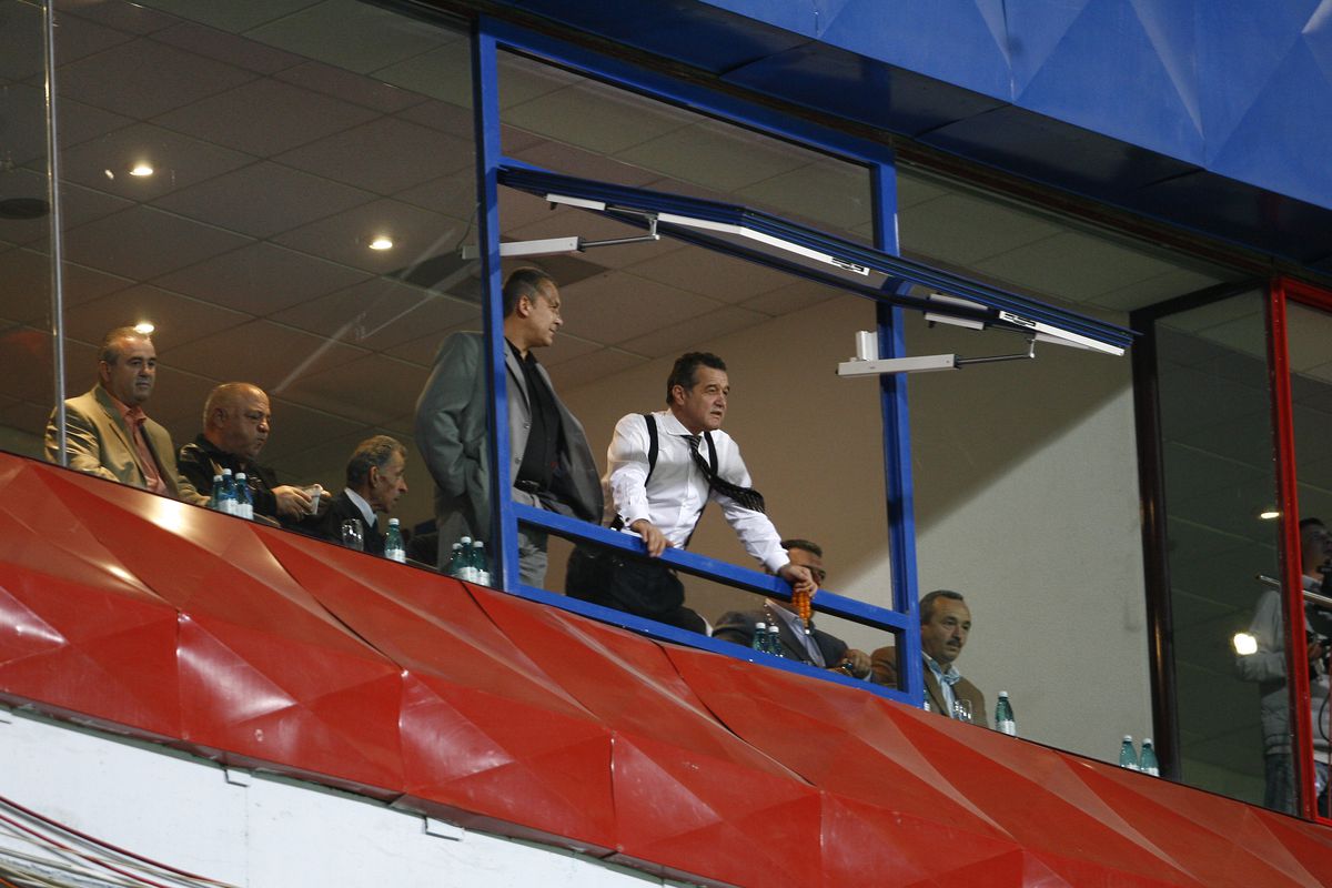 Imagini de arhivă de la duelurile dintre FCSB și Lyon