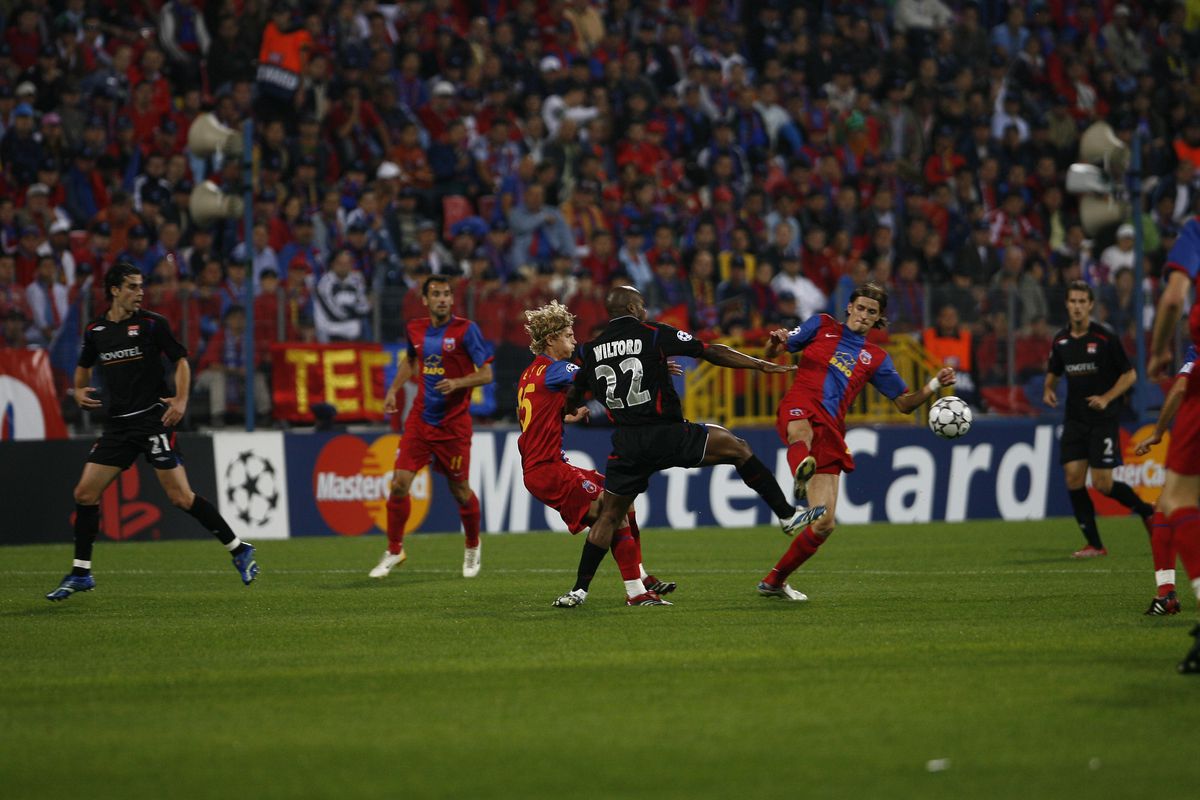 Benzema, Lloris, Juninho vs. Rădoi, Nicoliță, Dayro Moreno » Imagini de colecție: cum arătau FCSB și Lyon la precedentele 4 dueluri