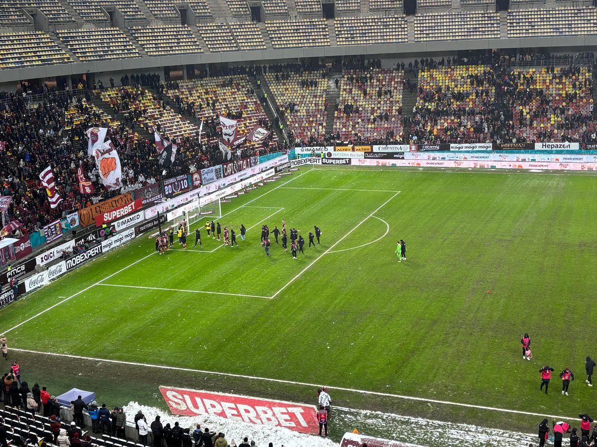 Imagini de la finalul meciului Rapid - Dinamo