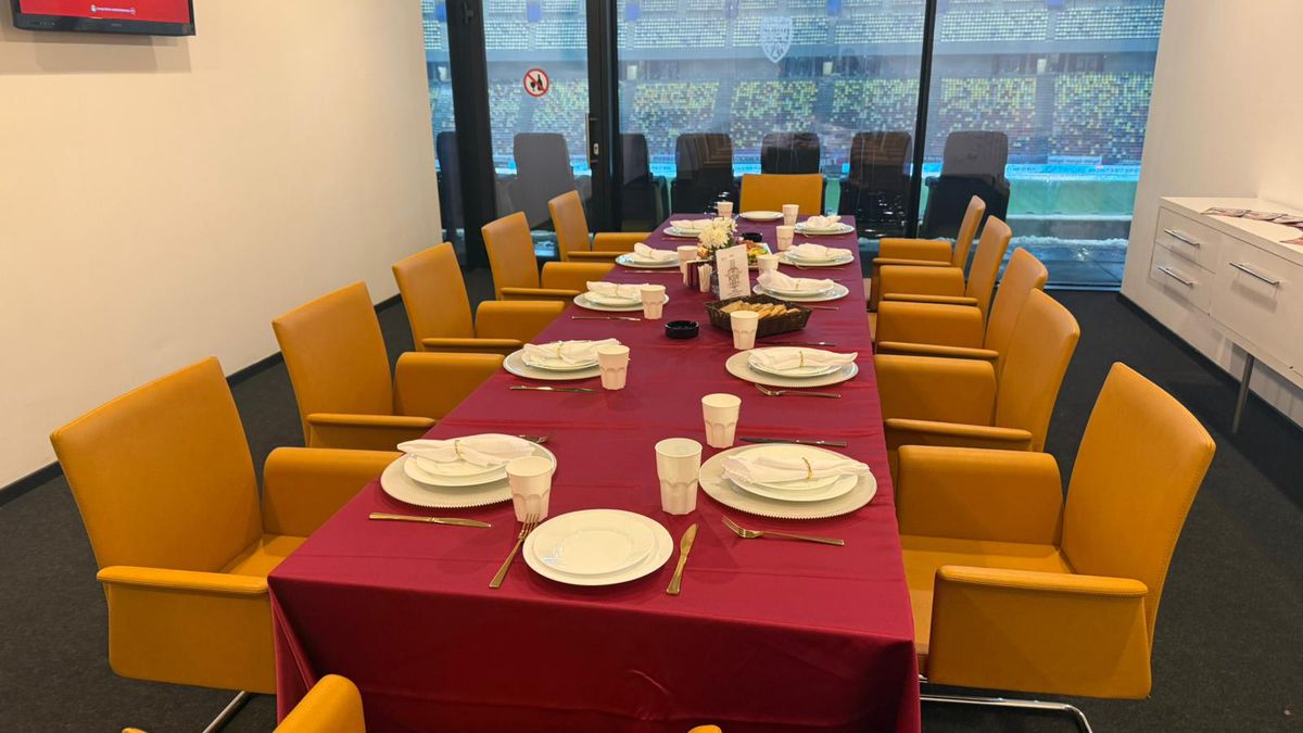 Arena Națională, cu două ore înainte de Rapid - Dinamo, etapa 28 + lojile celor două echipe