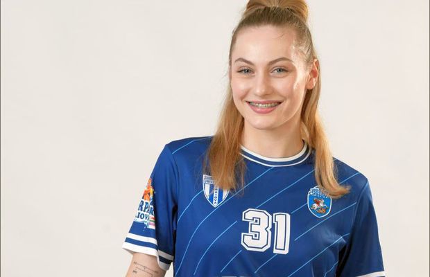 Convocată în premieră la naționala de handbal a României, a semnat contractul până în 2029