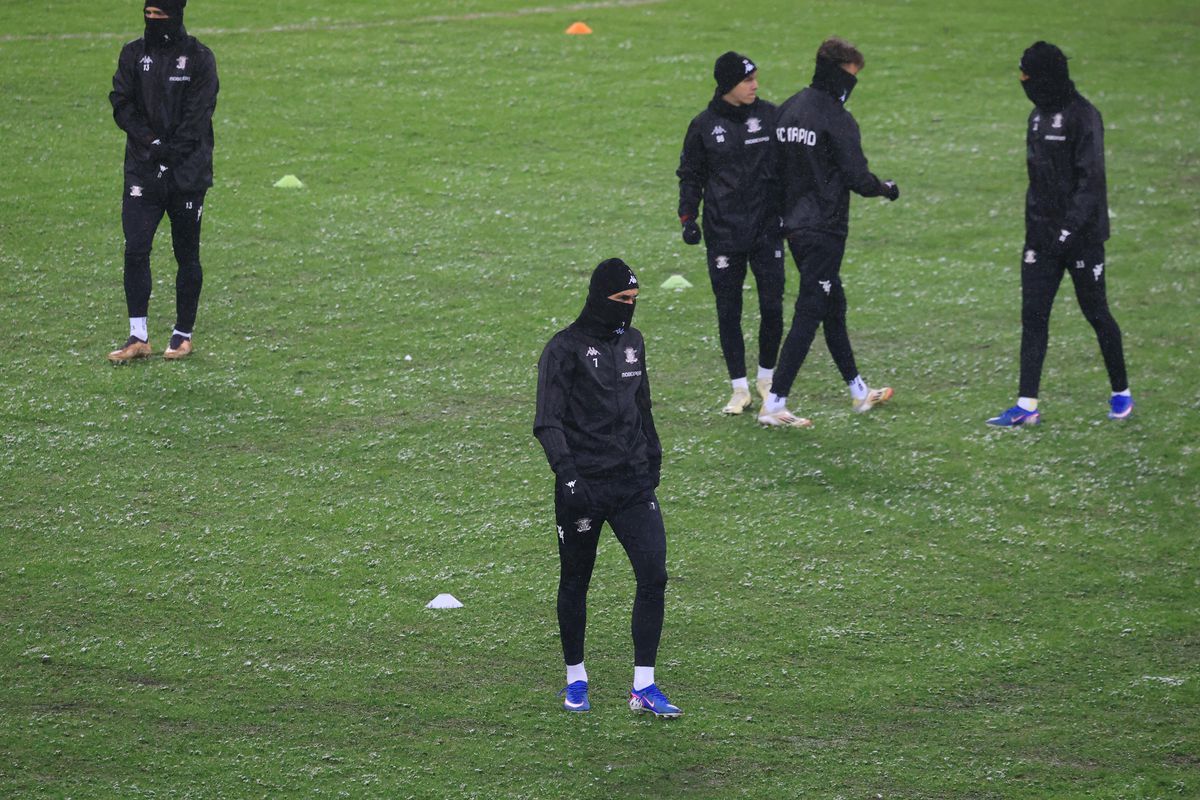 Imagini de la încălzire înainte de Rapid - Dinamo, 21.02.2026