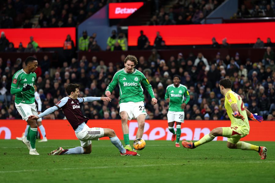 Cel mai scump jucător din istoria lui Newcastle ar putea pleca de pe St. James's Park în această vară! » Ce spun jurnaliștii britanici