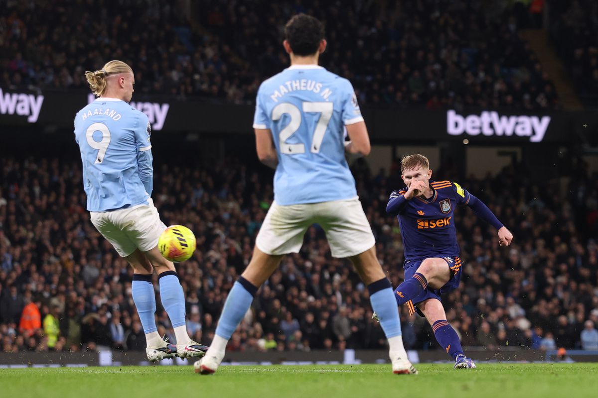 Manchester City - Newcastle 2-1 » „Dubla” lui Nico O'Reilly îi aduce pe „cetățeni” la două puncte de liderul Arsenal!