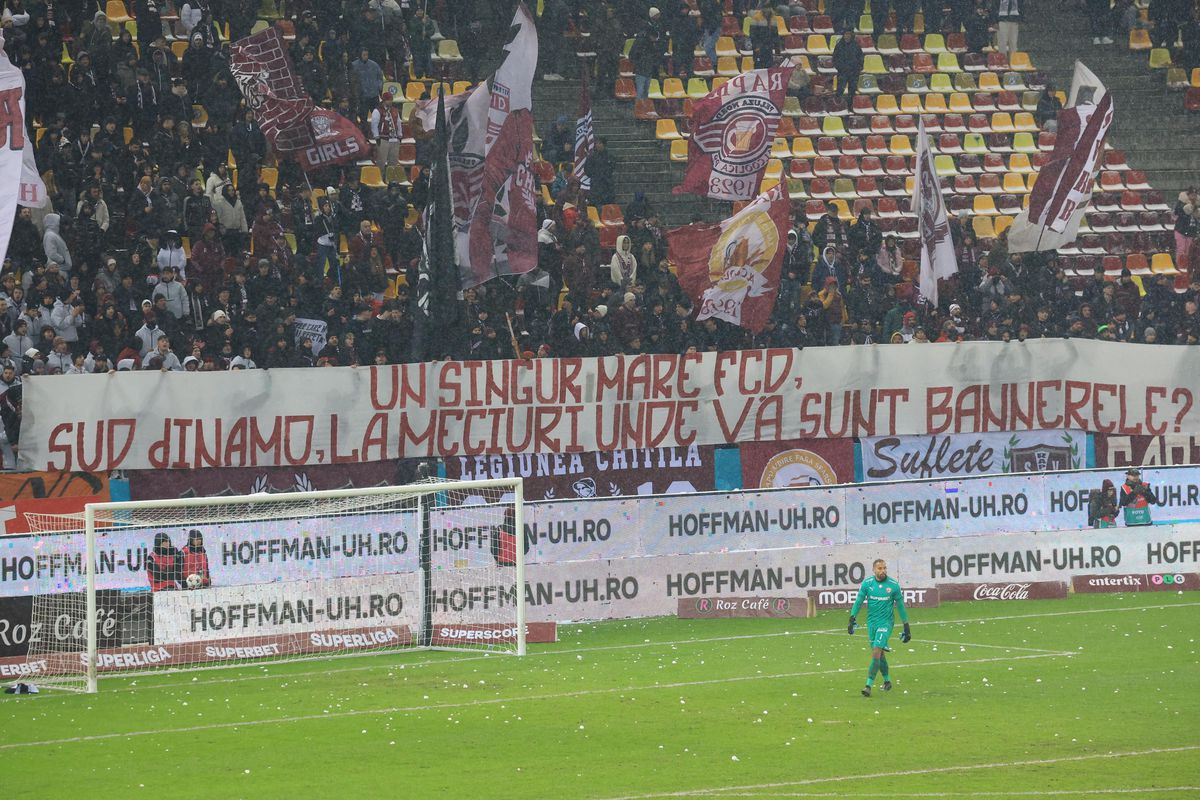 Toate mesajele apărute pe stadion la Rapid - Dinamo