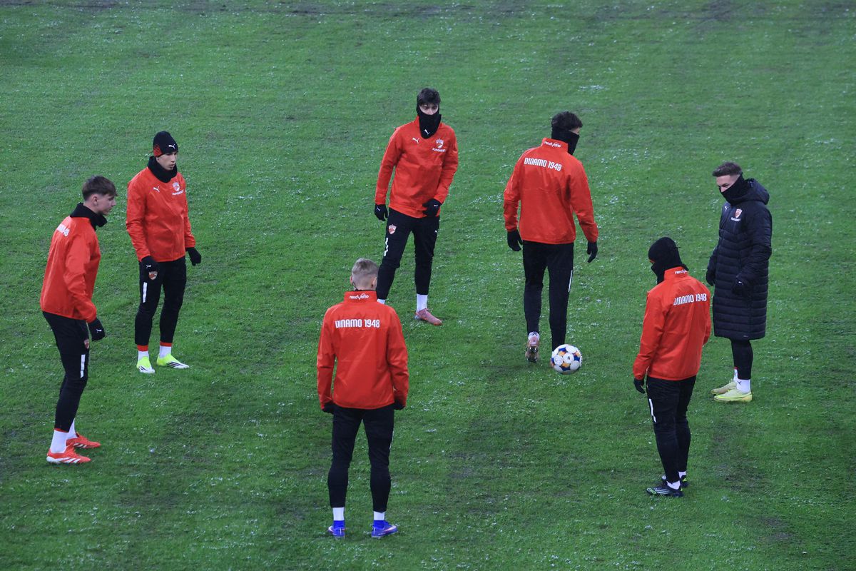 Imagini de la încălzire înainte de Rapid - Dinamo, 21.02.2026