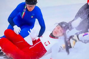 Accident terifiant la Jocurile Olimpice de Iarnă » Patinatoarea a fost aproape să rămână fără un ochi