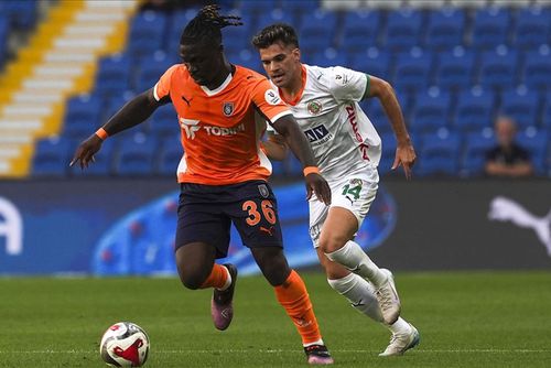 Ianis Hagi, în Alanyaspor - Basaksehir / Foto: X