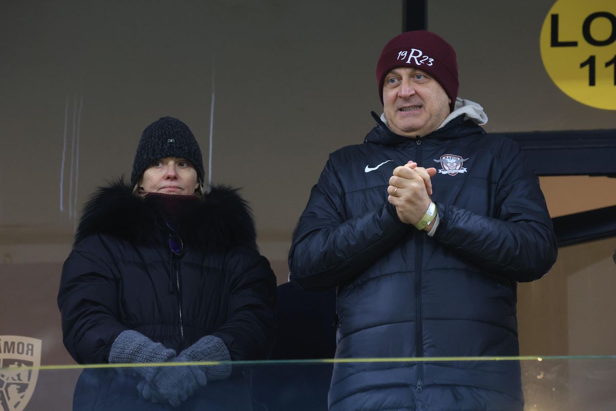 Ce s-a întâmplat pe gazon, dar mai ales în lojă, imediat după Rapid - Dinamo: „Aduceți penele!”