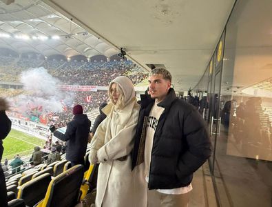 Apariție-surpriză! Internaționalul român și-a luat iubita și a venit prin ...