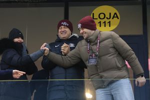 Ce s-a întâmplat pe gazon, dar mai ales în lojă, imediat după Rapid - Dinamo! Petrecere în toată regula