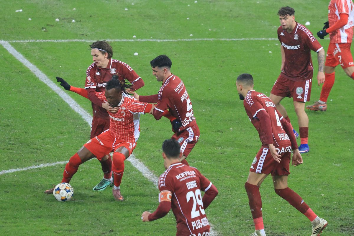 Mărginean a dezvăluit discuția cu arbitrul Vidican, după ce a anulat golul lui Dinamo