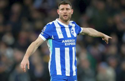 S-a scris istorie în Premier League! La 40 de ani, James Milner a devenit jucătorul cu cele mai multe meciuri în competiție