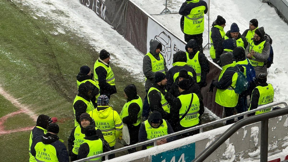 Arena Națională, cu două ore înainte de Rapid - Dinamo, etapa 28 + lojile celor două echipe