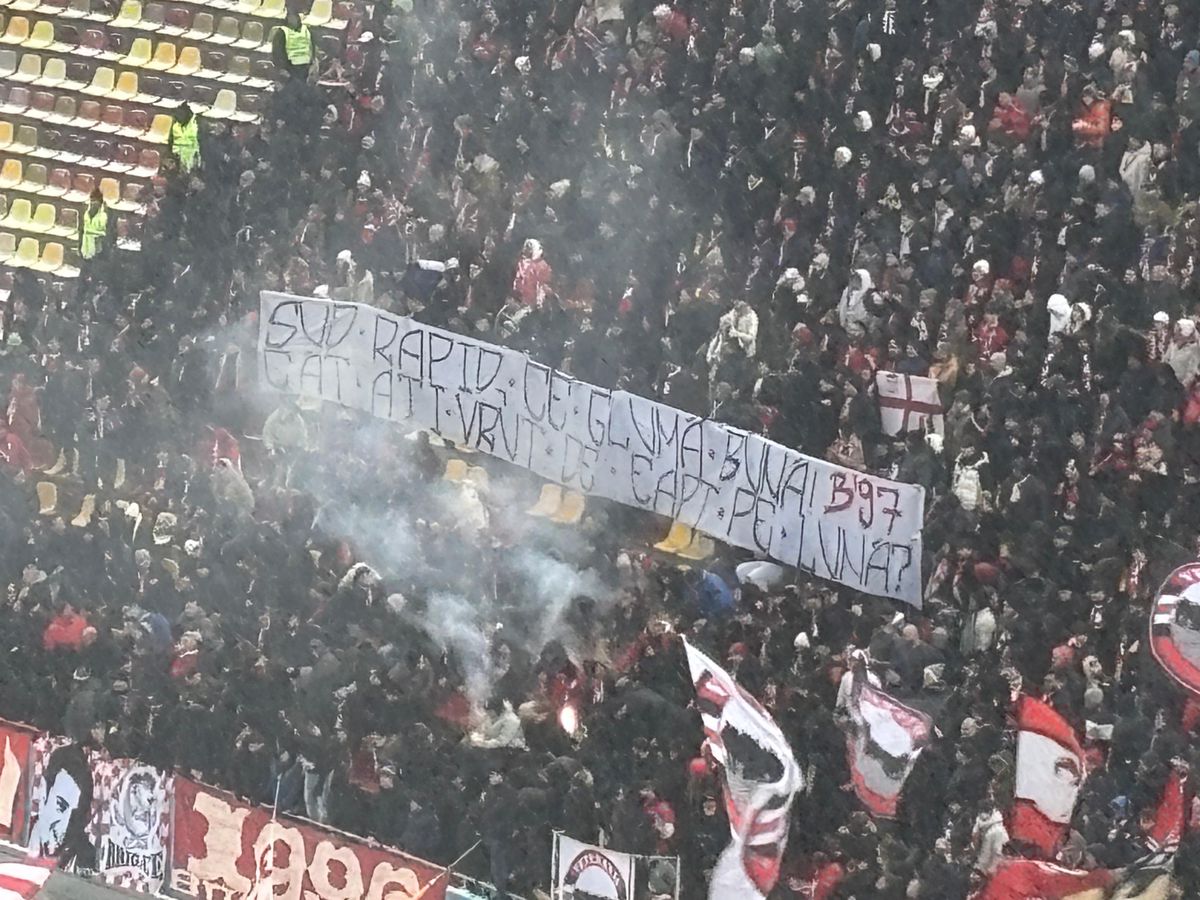 Toate mesajele apărute pe stadion la Rapid - Dinamo