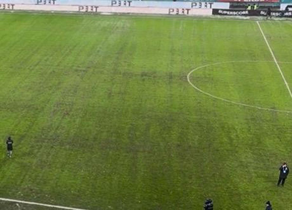 După Rapid - Dinamo, dezastrul » Așa arată gazonul Arenei Naționale înainte de FCSB - Metaloglobus