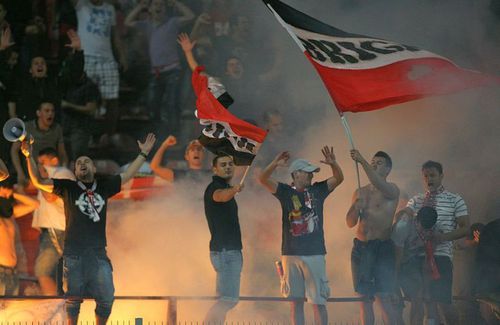 Fanii lui Dinamo au răbufnit la adresa jucătorilor