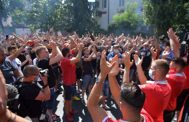 Răscoală la Dinamo! Primii oameni care se ridică împotriva DDB: „Oportuniștii încep să vândă iluzii. Așa se întâmplă când clubul e condus din mijlocul galeriei!”