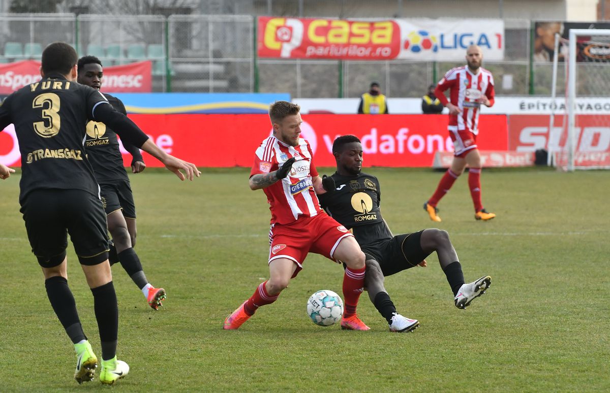 FOTO+VIDEO. Sepsi - Gaz Metan 1-1 » Viciere de rezultat la Sf. Gheorghe! Decizie catastrofală de arbitraj