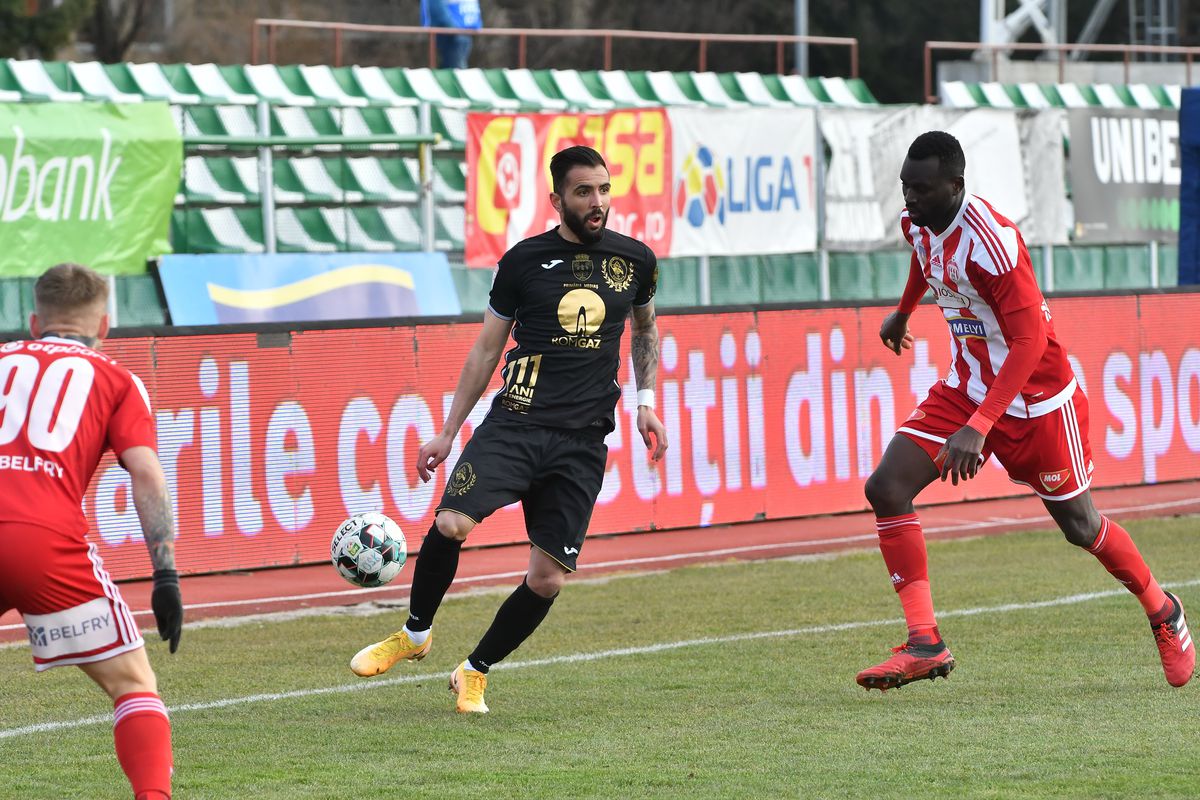 FOTO+VIDEO. Sepsi - Gaz Metan 1-1 » Viciere de rezultat la Sf. Gheorghe! Decizie catastrofală de arbitraj