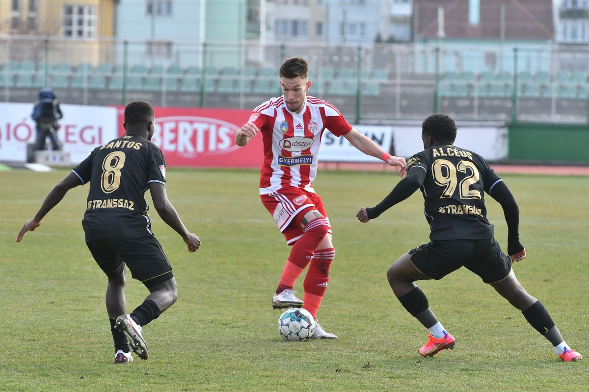 FOTO+VIDEO. Sepsi - Gaz Metan 1-1 » Viciere de rezultat la Sf. Gheorghe! Decizie catastrofală de arbitraj