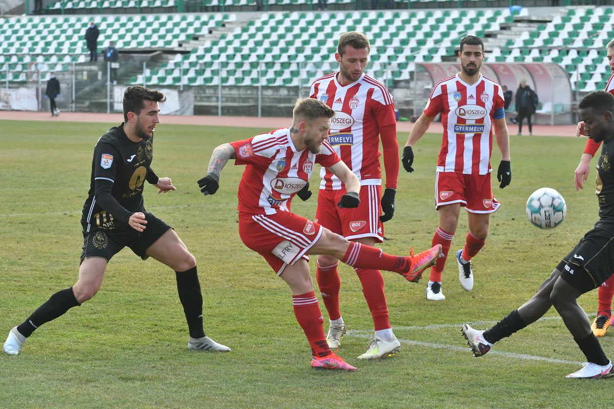 FOTO+VIDEO. Sepsi - Gaz Metan 1-1 » Viciere de rezultat la Sf. Gheorghe! Decizie catastrofală de arbitraj