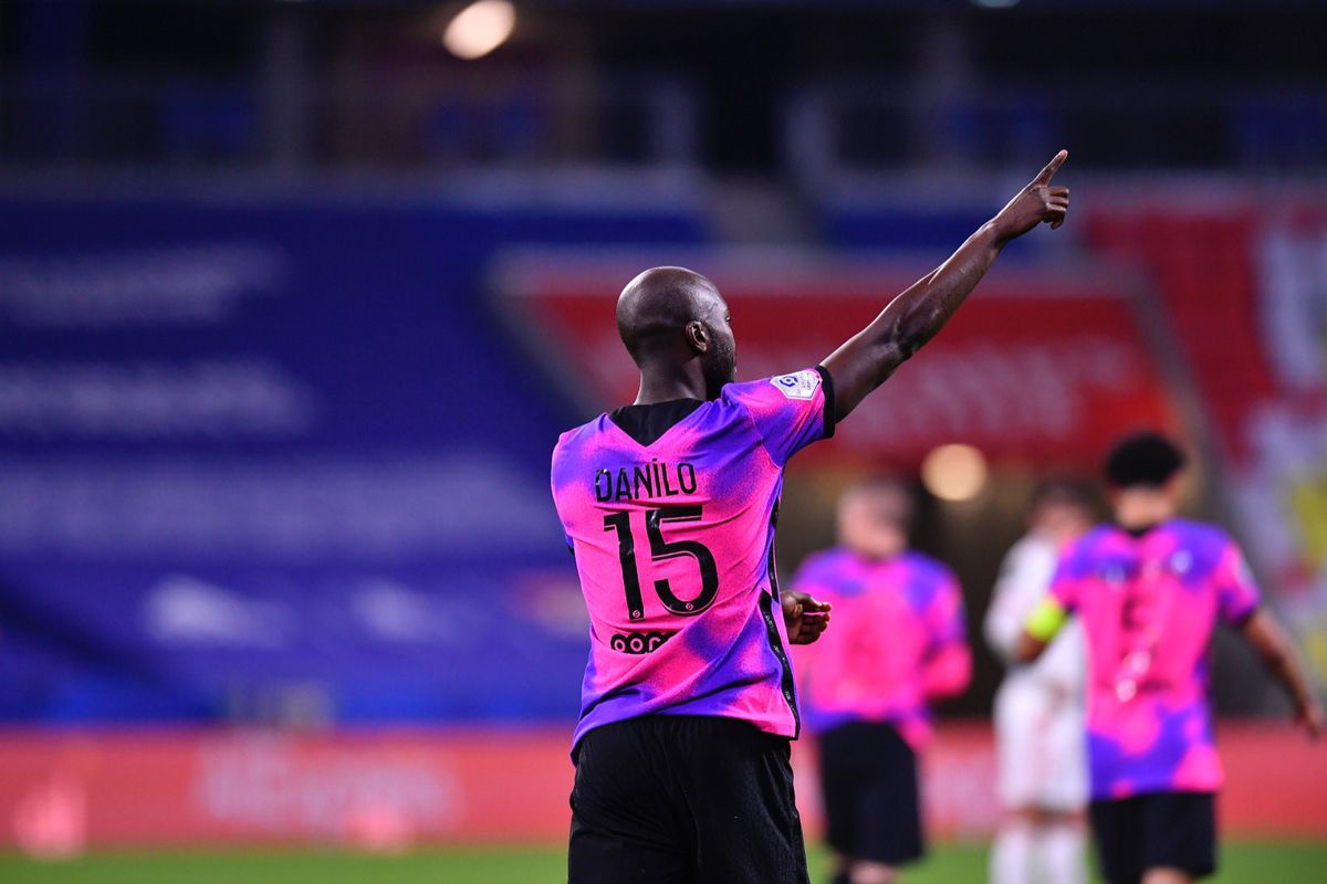 Lyon - PSG 2-4, FOTO: Twitter @PSG