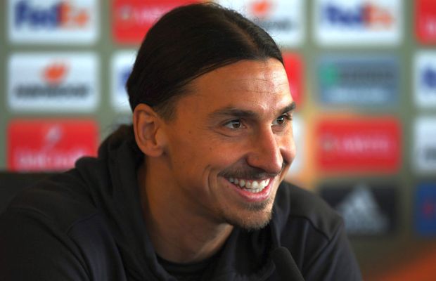 Ibrahimovic, departe de a-și agăța ghetele în cui: „Ar fi fost prea simplu să mă las după ce am câștigat titlul. Am atâtea oferte, dar de ce să mă retrag?”