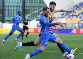 Continuă haosul la un club din Superligă! Jucătorii sunt neplătiți de 4 luni