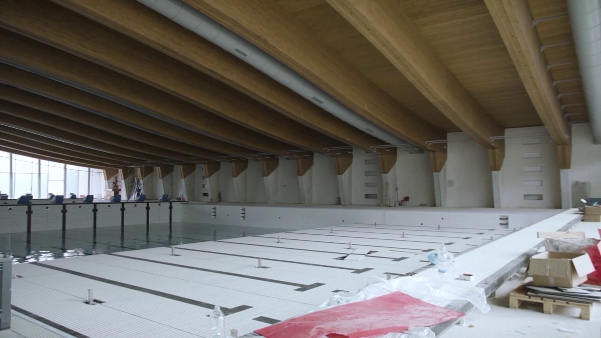 Insider în fabrica din Italia unde se construiesc bazinele pentru Jocurile Olimpice de la Paris » Aici va concura David Popovici