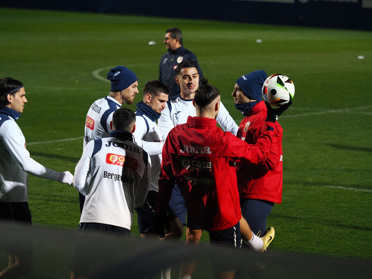 Edi „Ninja” Iordănescu a atras toate privirile la antrenamentul oficial al României » Ce accesoriu a purtat