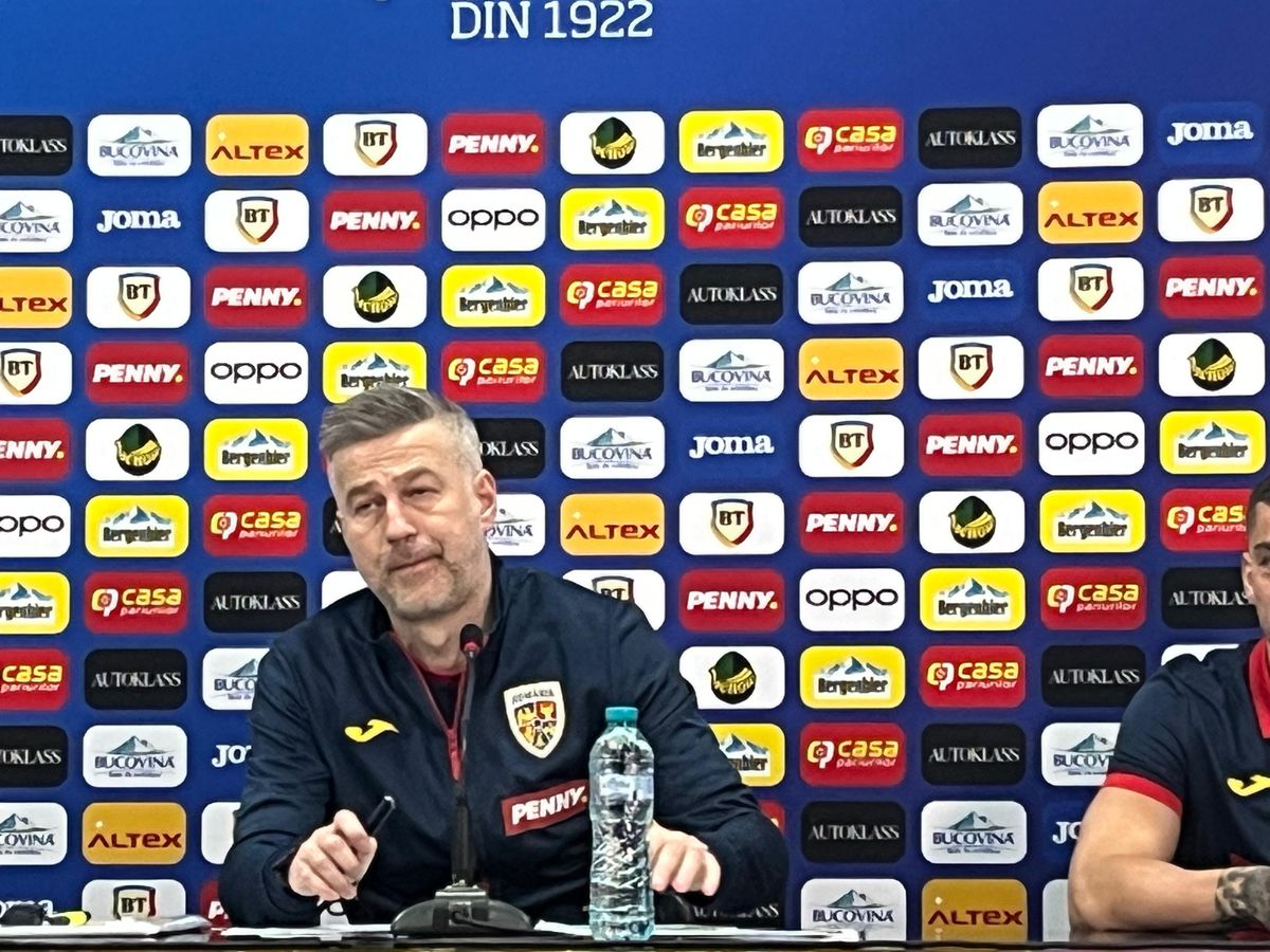 Nicolae Stanciu și Edi Iordănescu la conferința de presă dinaintea meciului amical cu Irlanda de Nord