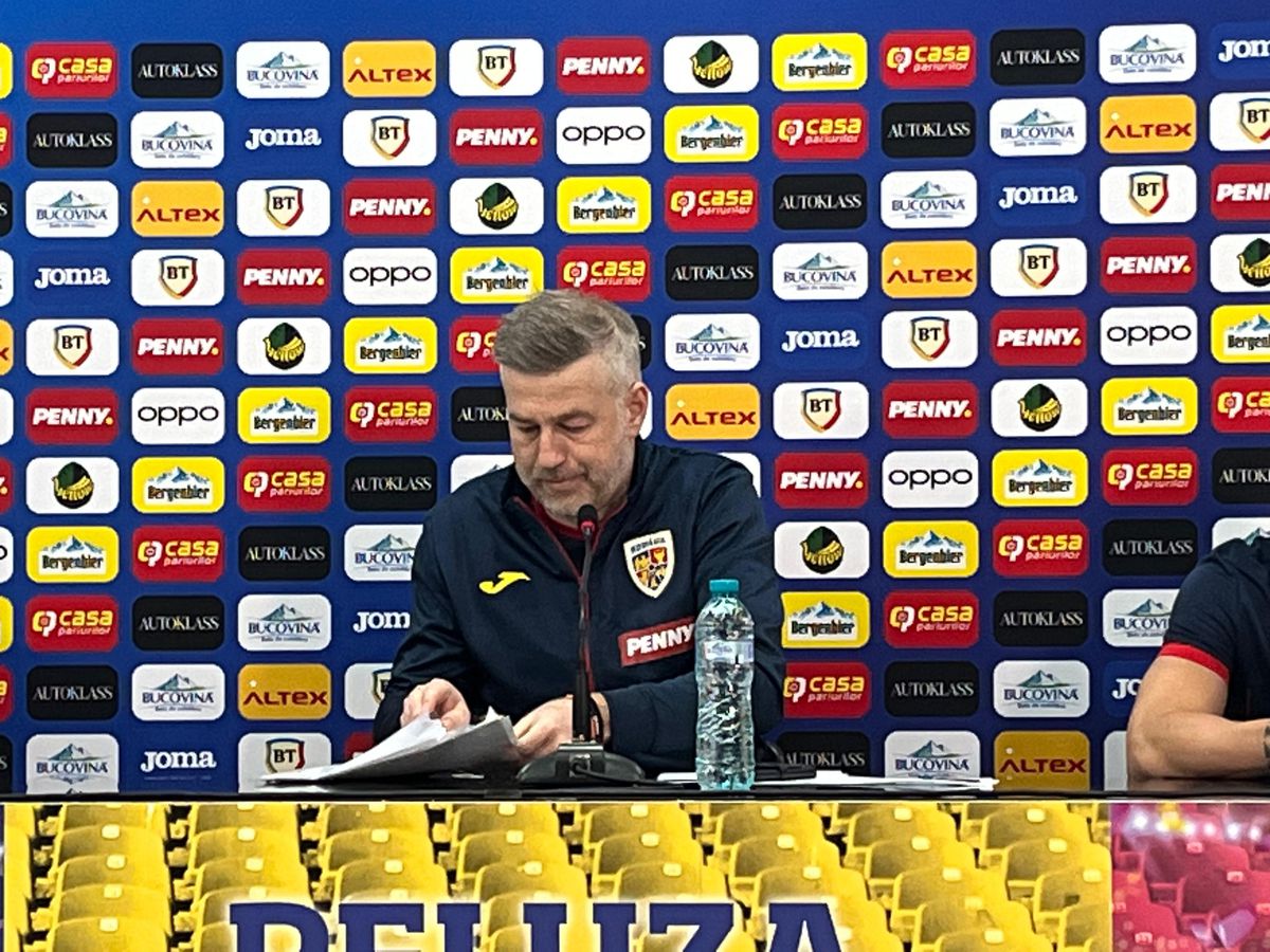 Nicolae Stanciu și Edi Iordănescu la conferința de presă dinaintea meciului amical cu Irlanda de Nord