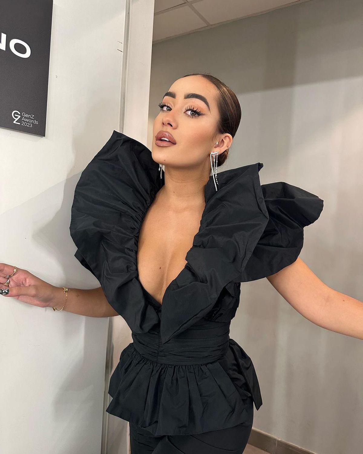 Gerard Pique, prins în ofsaid » Mesaj pentru o invitată: „Dacă nu-și scoate tricoul, nu intră în direct”