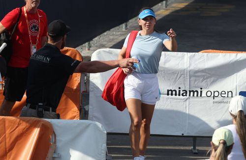 Simona Halep (32 de ani) a revenit în circuit și se bucură de moment. Înfrângerea suferită în primul tur la Miami Open nu i-a zdruncinat încrederea.