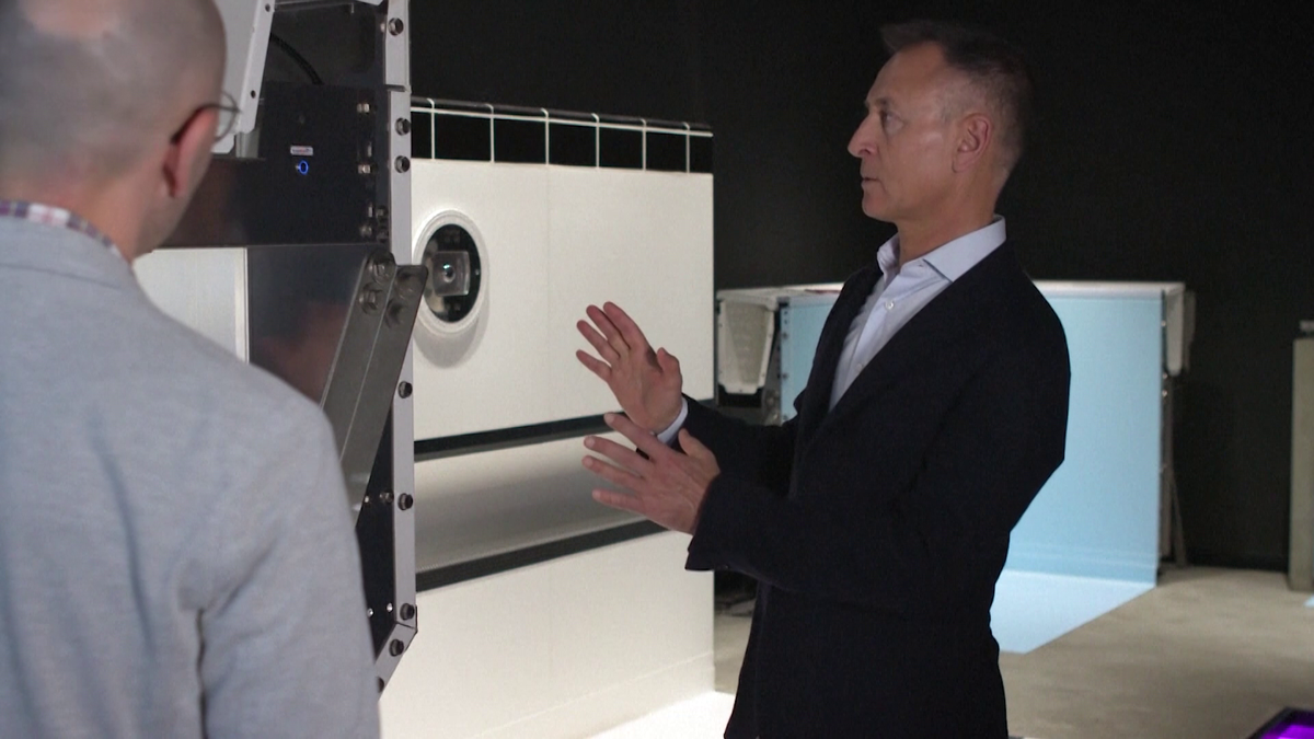 Insider în fabrica din Italia unde se construiesc bazinele pentru Jocurile Olimpice de la Paris » Aici va concura David Popovici